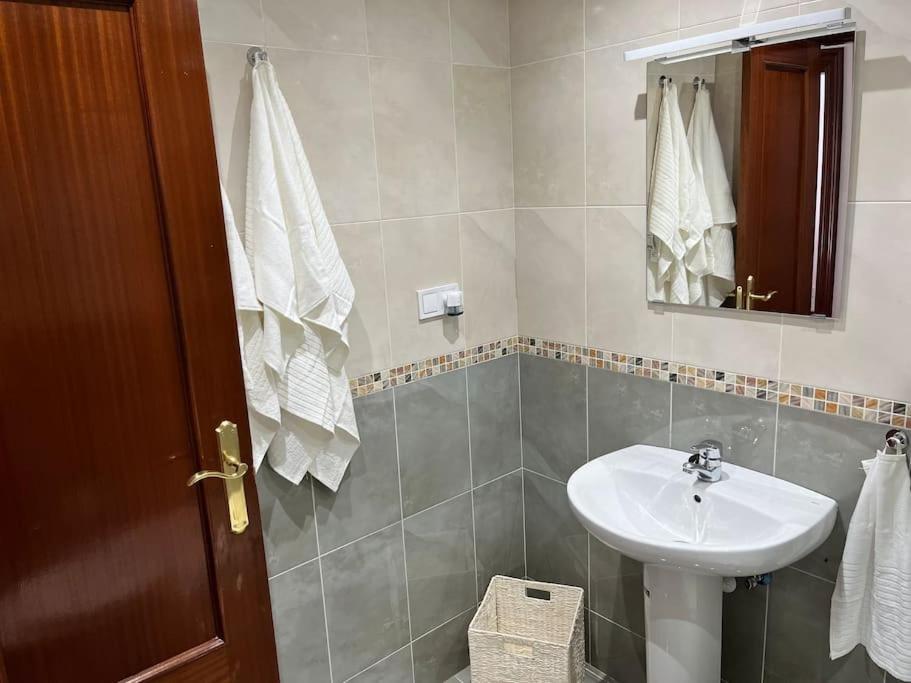 Апартаменти Piso Acogedor Y Centrico Сантонья Екстер'єр фото