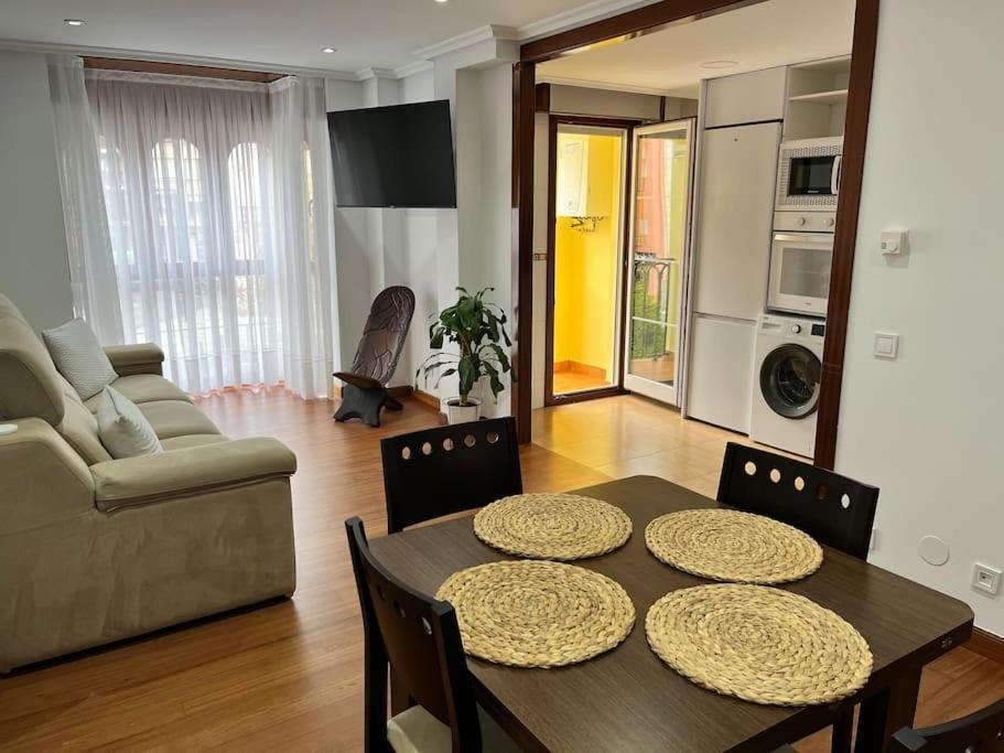 Апартаменти Piso Acogedor Y Centrico Сантонья Екстер'єр фото